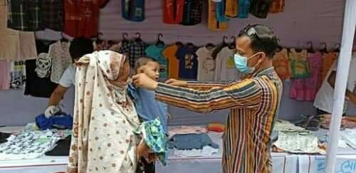 সাভারে তেঁতুলঝোড়া ইউনিয়নে বিনামূল্যে ১মিনিটে ঈদ বাজার