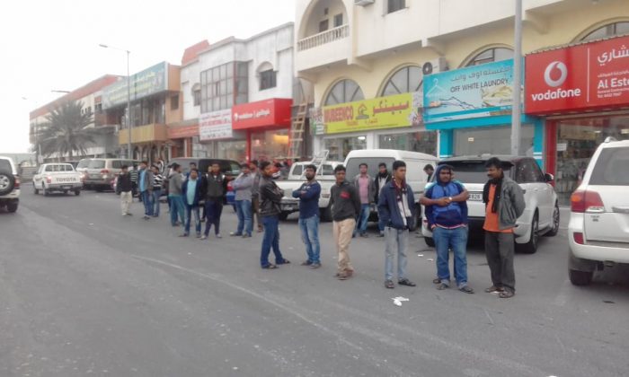 কাতার প্রবাসীদের মানবেতর জীবনযাপন, দেখার কেউ নাই!