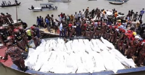 বুড়িগঙ্গায় লঞ্চডুবিতে লাশের সংখ্যা বেড়ে ৩৬, এক প্রত্যক্ষদর্শীর মর্মস্পশী বর্ণনা