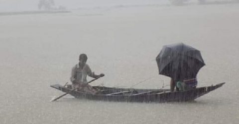 দক্ষিণ সুনামগঞ্জে কয়েক হাজার পরিবার পানি বন্দি