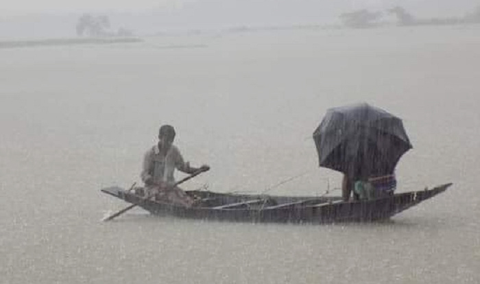দক্ষিণ সুনামগঞ্জে কয়েক হাজার পরিবার পানি বন্দি