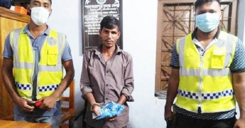 বড়লেখায় গাঁজাসহ যুবক আটক