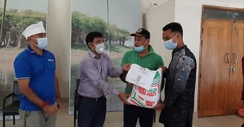 সুনামগঞ্জে বন্যায় ক্ষতিগ্রস্ত শিল্পীদের শুভেচ্ছা উপহার প্রদান