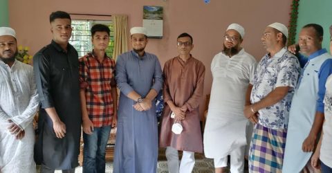 নিহত পরিবারের পাশে উপজেলা চেয়ারম্যান পল্লব