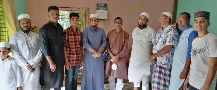 নিহত পরিবারের পাশে উপজেলা চেয়ারম্যান পল্লব