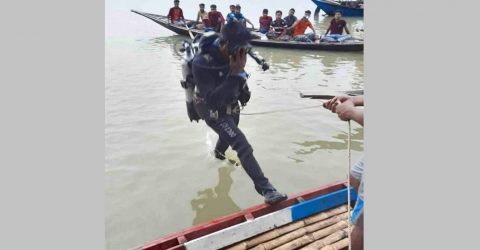 মান্দায় ব্রীজ থেকে ঝাঁপ দিয়ে এক কিশোর নিখোঁজ