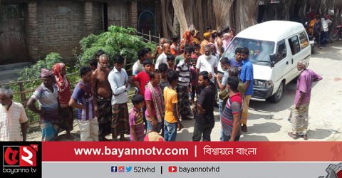 মেহেরপুরের গাংনীতে সড়ক দুর্ঘটনায় স্কুল ছাত্রী আহত