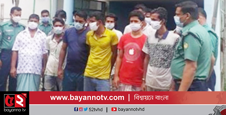 রাজশাহীতে মাজারে মাদকসহ ১৬ জন গ্রেপ্তার