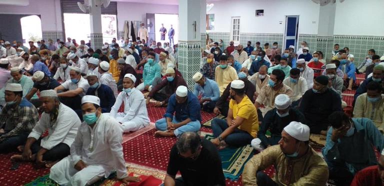 সামাজিক দূরত্ব মেনে স্পেনে ঈদুল আযহা উদ্‌যাপন  