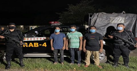 সাভারে আলাদা অভিযানে ট্যাপেন্টাডল ও বিয়ার ক্যানসহ গ্রেফতার ৫