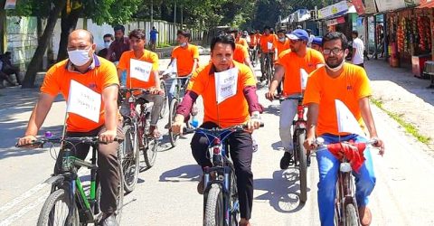সৈয়দপুরে মাদক বিক্রেতাদের বাড়িতে গণ শৌচাগার করার দাবীতে সাইকেল র‍্যালী