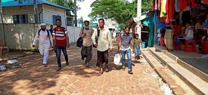 ভাসানচরের পরিবেশ দেখতে গেছেন রোহিঙ্গা নেতারা
