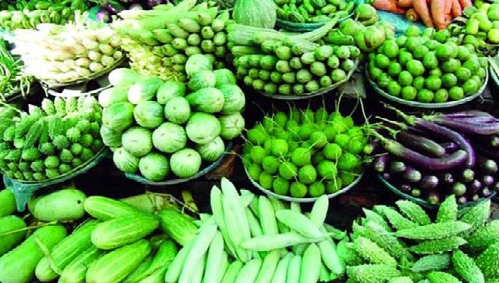 নীলফামারীতে উর্ধ্বমুখী শাকসবজির দাম