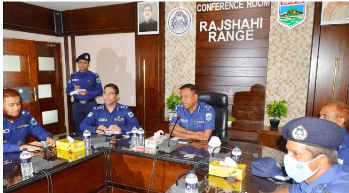 মাদকের সঙ্গে সম্পৃক্ত পুলিশ সদস্যের চাকরি থাকবে না, বলে হুশিয়ারি: (ডিআইজি)