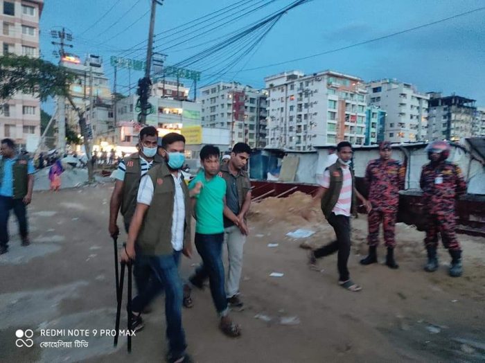 কক্সবাজার সৈকতে উচ্ছেদ অভিযানে বাঁধা; যুবদল নেতাসহ আটক-৮
