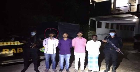 কক্সবাজারে শিশুকে অপহরণ করে দেড়মাস ধরে ‘গণধর্ষণ’, ৪ ধর্ষক গ্রেপ্তার