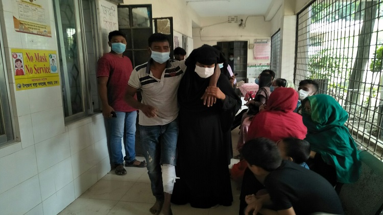 সাভারে এক প্রবাসী ব্যক্তিকে গুলি করে সাড়ে ৫ লাখ টাকা ছিনতাই