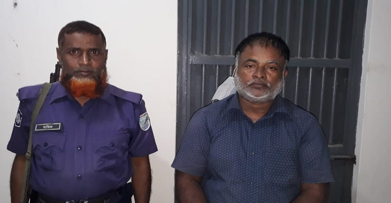 সাভারের আশুলিয়ায় শিশু ধর্ষণ মামলার আসামী মানিকগঞ্জে গ্রেপ্তার