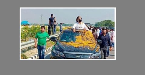 বঙ্গবন্ধু সমাধিতে শ্রদ্ধা জানাতে টুঙ্গিপাড়ায় যুবলীগ, বহর থামিয়ে টোল পরিশোধ পরশের