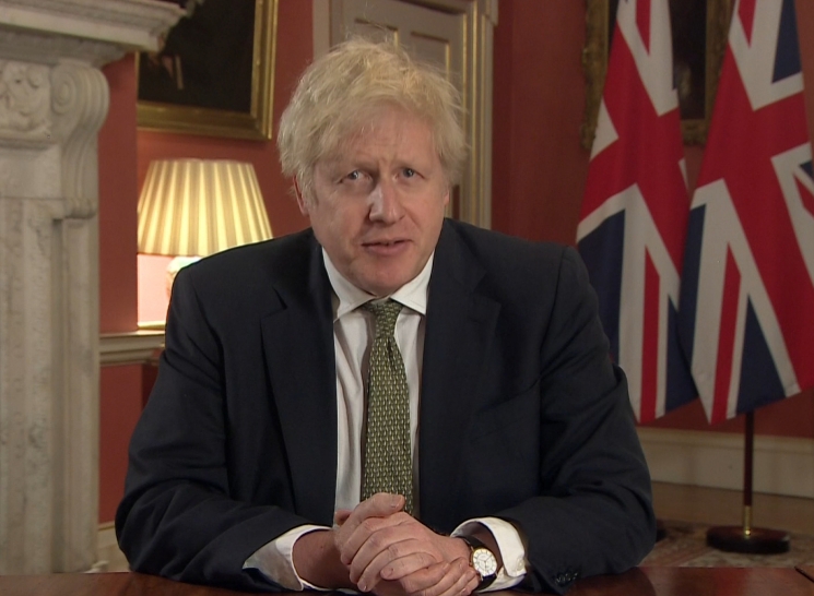 করোনাভাইরাসে বিপর্যস্ত ইংল্যান্ড: আবারো ন্যাশনাল লকডাউন