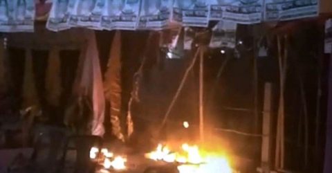 নড়াইল পৌরসভা নির্বাচনে আওয়ামী লীগের দুটি অফিসে আগুন