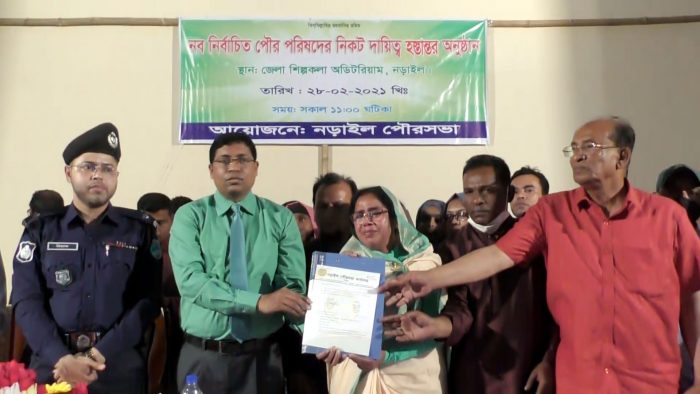 খুলনায় মেয়র আঞ্জুমান আরার ক্ষমতা গ্রহণ