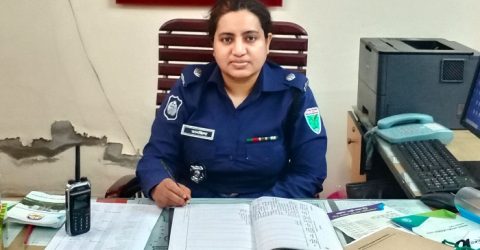 নড়াইলে প্রথম নারী পুলিশ কর্মকর্তার যোগদান