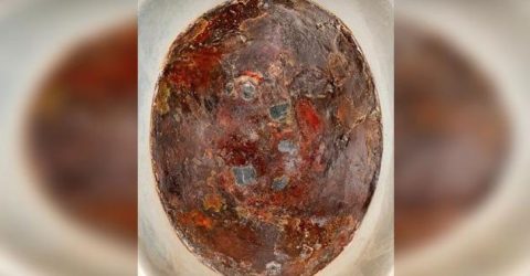 কাবা শরিফের হাজরে আসওয়াদের রহস্যময় ছবি প্রকাশ