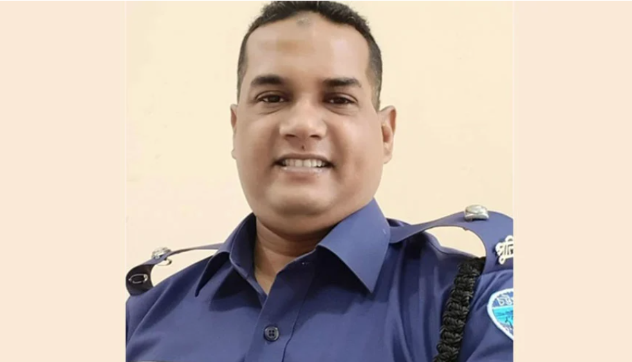 স্বর্ণ ছিনতাইয়ের অভিযোগে ফেনী ডিবির ওসিসহ ৬ পুলিশ গ্রেপ্তার