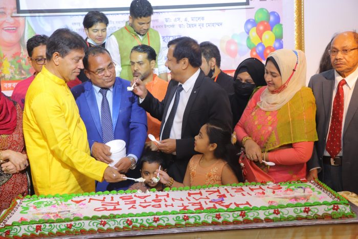 আমিরাতে বঙ্গবন্ধু হলে বঙ্গবন্ধু কন্যার ৭৫তম জন্মদিন পালন