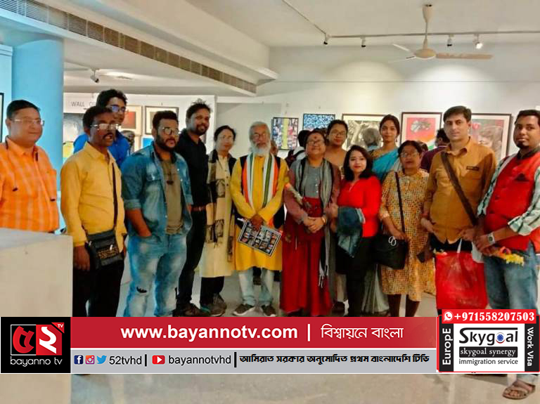‘আর্টভার্স’-এর বার্ষিক প্রদর্শনীতে উপচে পড়া ভিড়
