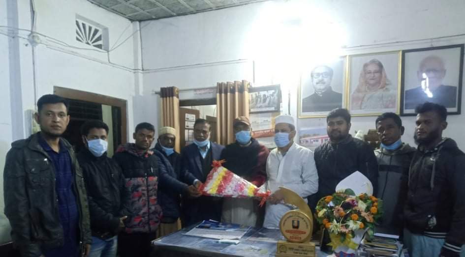 বাহুবলের স্নানঘাট ইউনিয়নের নবনির্বাচিত চেয়ারম্যানের মিলাদ গাজী এমপি’র সাথে সৌজন্য সাক্ষাৎ