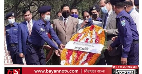 সাভারে জাতীয় স্মৃতিসৌধে শ্রদ্ধা জানালেন প্রধান নির্বাচন কমিশনার
