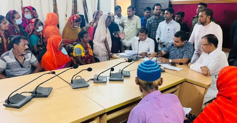সাভারে আশ্রয়ন প্রকল্পের গৃহ প্রত্যাশীদের যাচাই-বাছাই সভা অনুষ্ঠিত