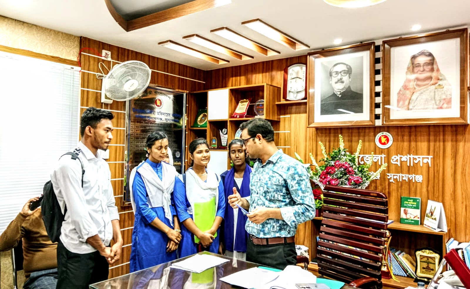 পাগলায় স্কুলের সামনে গতিরোধক স্থাপনের আবেদন