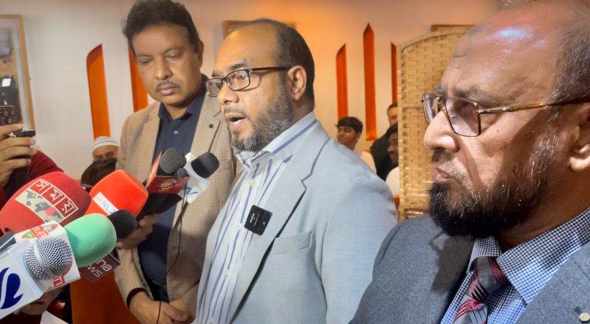 গোলাপগঞ্জ হেল্পিং হ্যান্ডস ইউকের নির্বাচন কমিশনের উপর অনাস্থা জ্ঞাপন করে শাহীন আহমদ এর নির্বাচন বর্জনের ঘোষণা