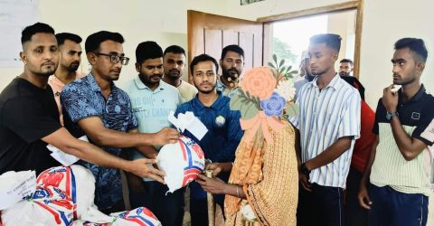 দ্য ওয়েলফেয়ার ফ্যামিলির খাদ্য সহায়তা বিতরণ