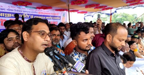 উপজেলার উন্নয়ন করার সুযোগ চাইলেন অভি মান্নান
