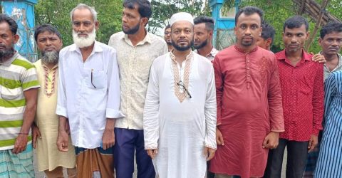 শান্তিগঞ্জে মটর চালক দলের বিক্ষোভ মিছিল ও সভা