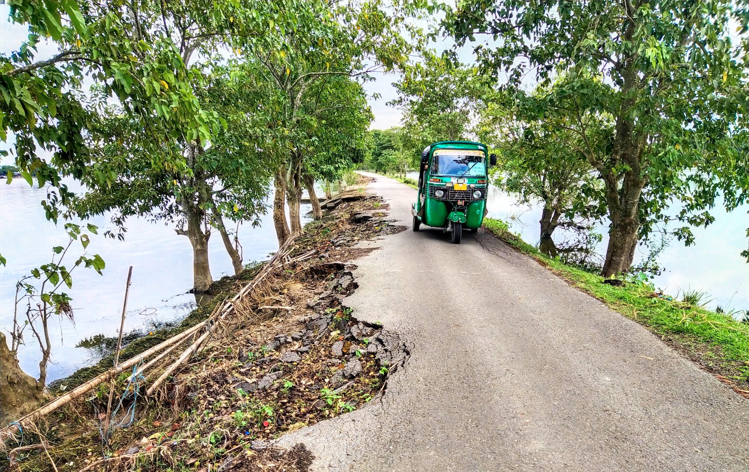 শান্তিগঞ্জে বন্যার ক্ষত পথে পথে: ৮০ কি.মি. সড়কে ক্ষতি দেড়শো কোটি