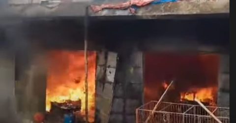 শান্তিগঞ্জে অ*গ্নিকান্ডে দোকান ভ*স্মীভূত : ১০ লক্ষাধিক টাকার ক্ষতি