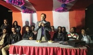 উদ্বোধনী অনুষ্ঠানে প্রধান অতিথির বক্তব্য রাখছেন ফারুক আহমদ
