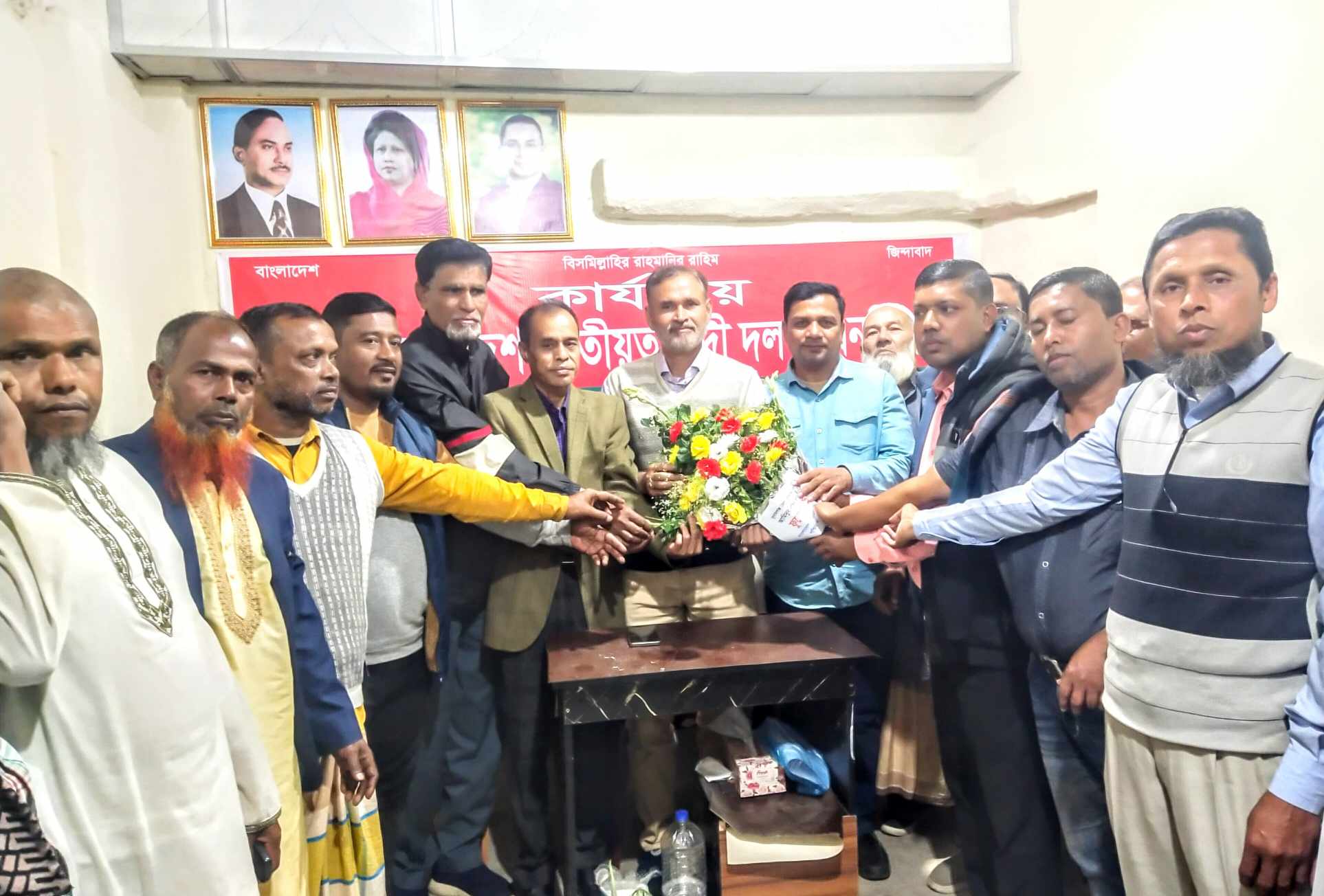 পশ্চিম পাগলায় সংবর্ধিত আমিনুর রশিদ আমিন