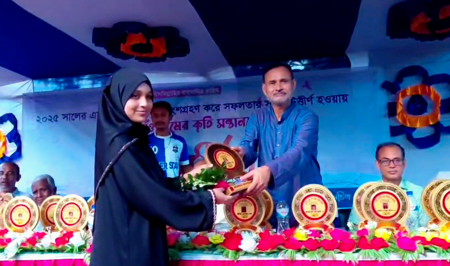 কান্দিগাঁও গ্রামের ২৩ কৃতি শিক্ষার্থীকে সংবর্ধনা