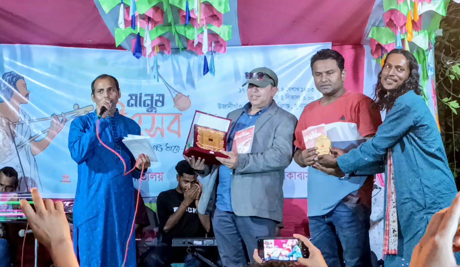 শান্তিগঞ্জে বর্ণিল আয়োজনে ৩৫তম মানুষ উৎসব অনুষ্ঠিত