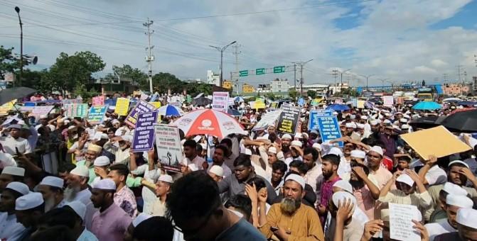 সাভারের তিনটি ইউনিয়ন কেরানীগঞ্জে সংযুক্তির প্রতিবাদে বিক্ষোভ সমাবেশ
