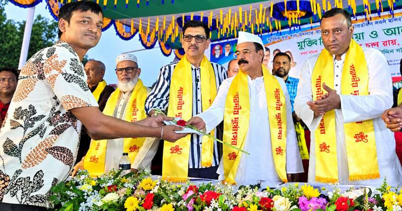 এবারে দুর্গাপূজা হিন্দু ধর্মাবলম্বীরা নির্বিঘ্নে করতে পারবে: গয়েশ্বর